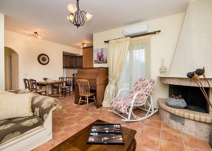 Leventis Villas Complex With Sharing Pool